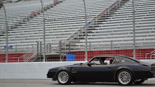 Gallery: Burt Reynolds & Smokey and the Bandit Vehicles Cruise Lap