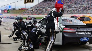 Gallery: 2018 Folds of Honor QuikTrip 500